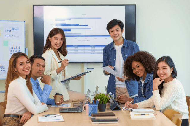 Rivermate | How To Hire a Remote Sales Team in 2026?