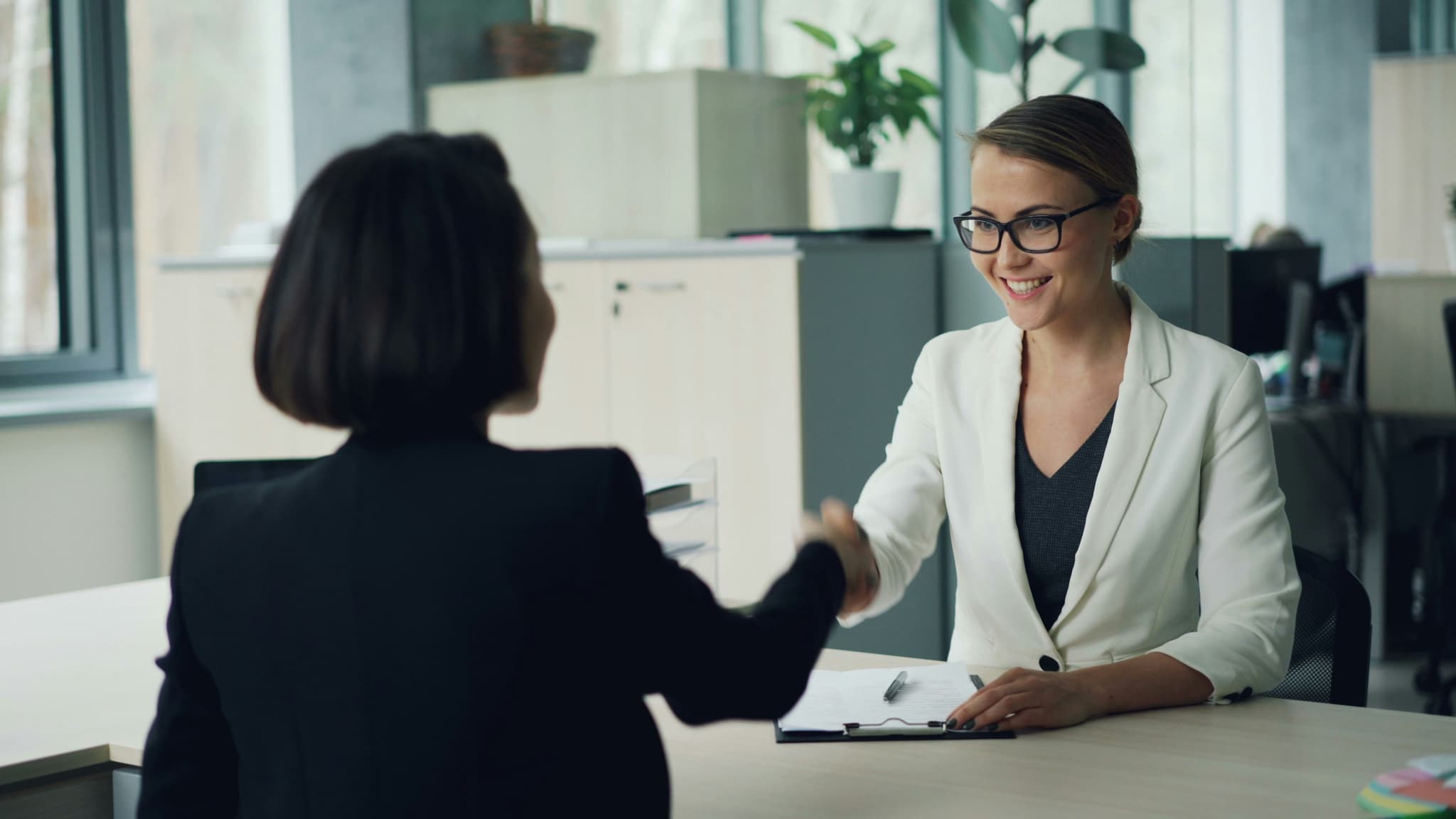 Rivermate | Een gids voor fringe benefits voor werkgevers