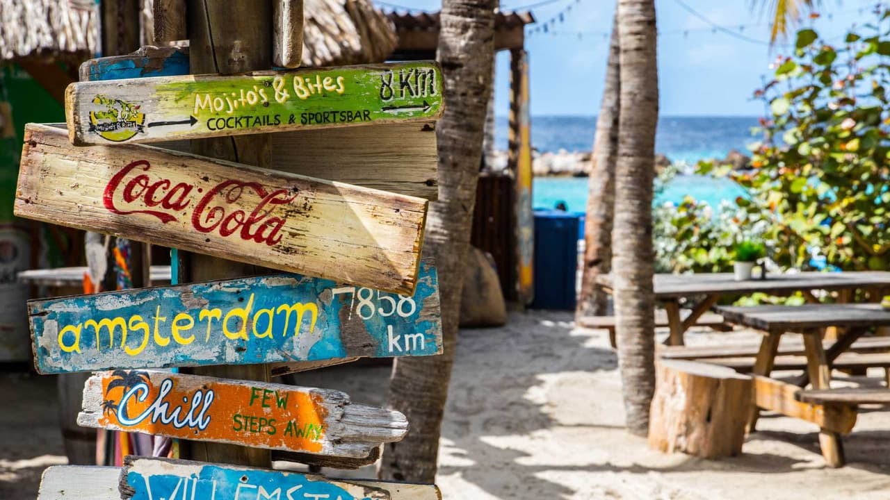 Curaçao hiring guide