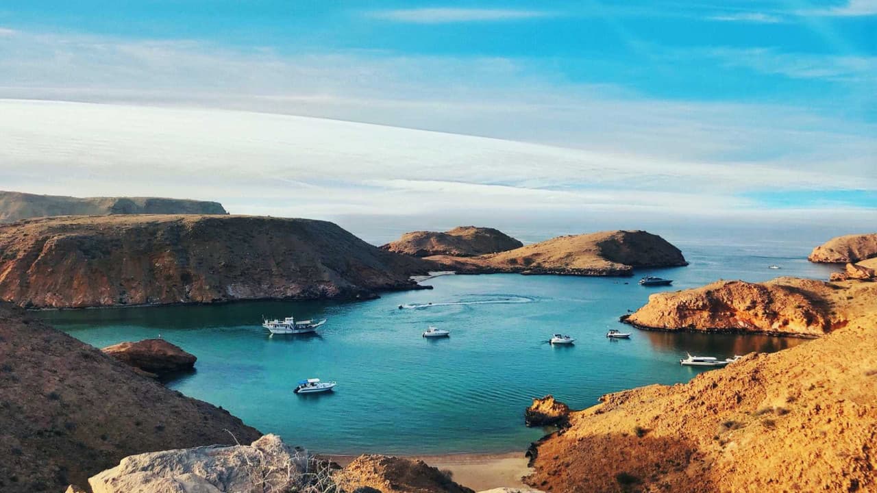 Oman hiring guide