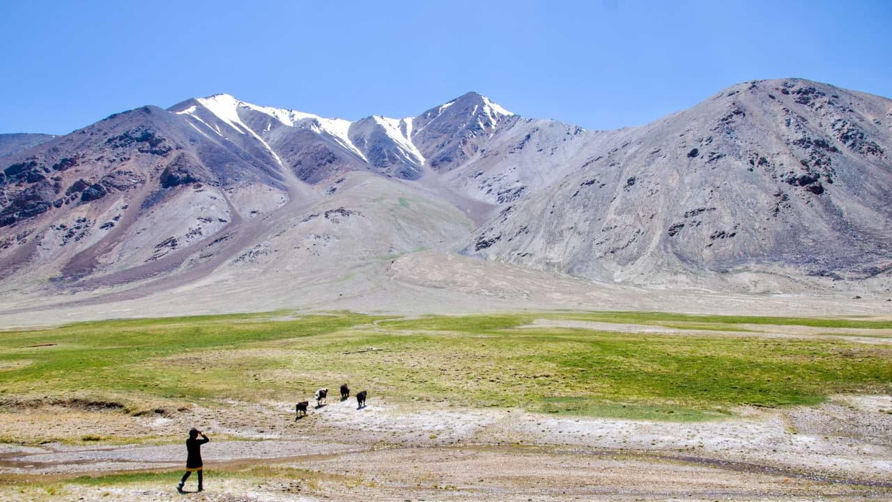 Tajikistan hiring guide